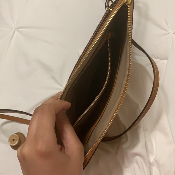 Crossbody pouch in visetos original cognac - Picture 3 of 3